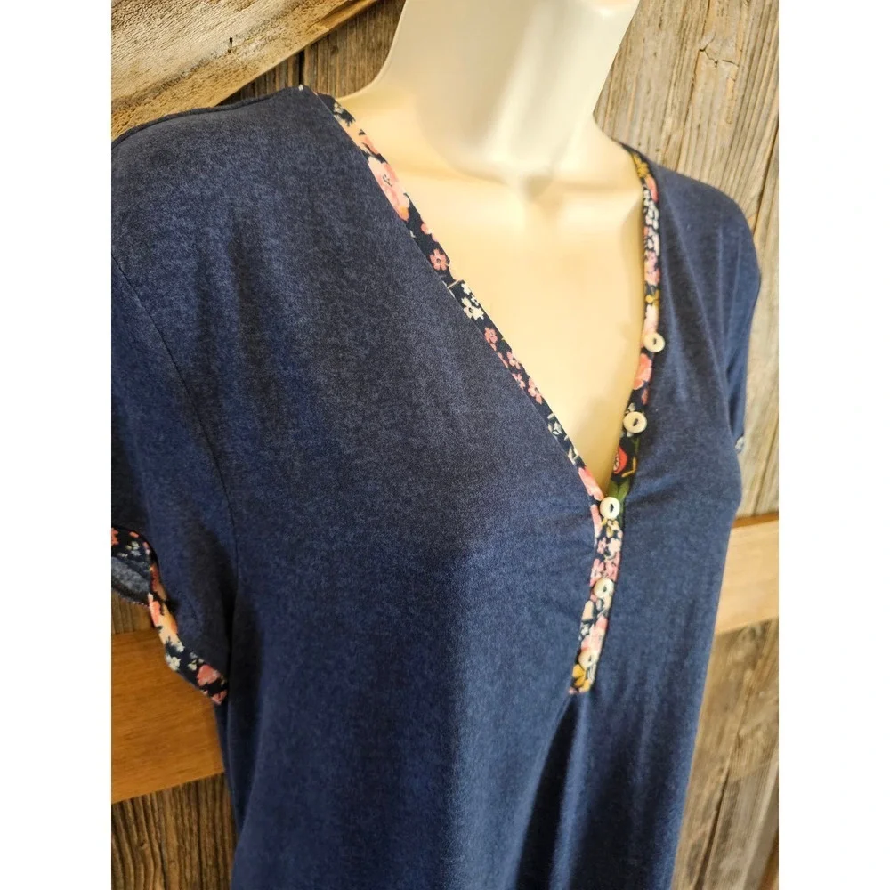 Cuddl Duds size large short sleeve SOFT Stretch top blue ^